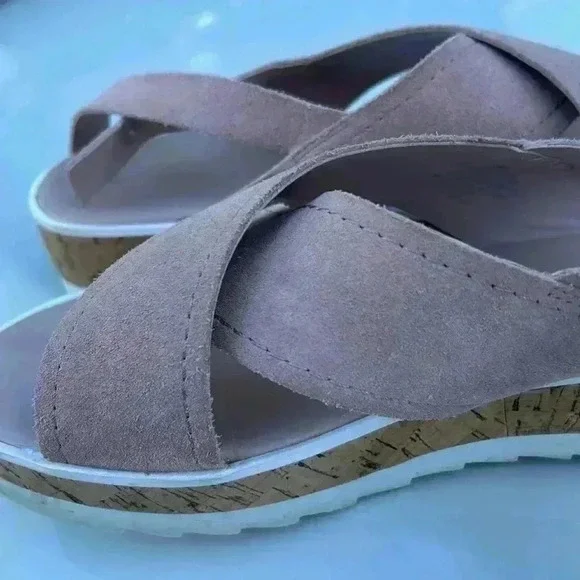 Marc Fisher Women’s Sandals Suede Blush Color Sz 9M - Picture 12 of 14